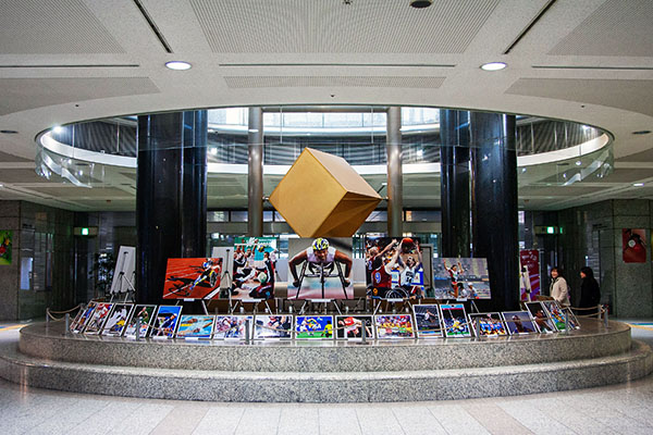 東京都庁（2008）