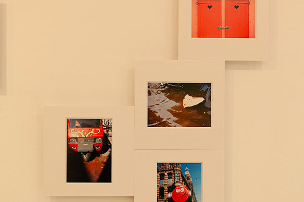 国の形で彩った展示